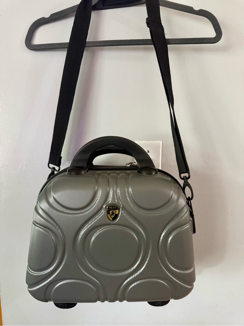 Heys Eco Orbis Hardside Beauty Case / Vanity Travel Bag – Grey